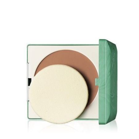 Clinique Stay-Matte Sheer Pressed Powder Oil Free Polvos compactos de textura ligera para dar a la piel un aspecto mate perfecto