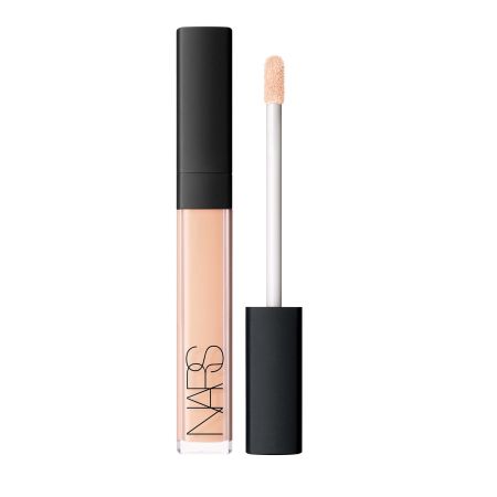 Nars Radiant Creamy Concealer Corrector oculta imperfecciones reduce las líneas de expresión y signos de fatiga acabado luminoso